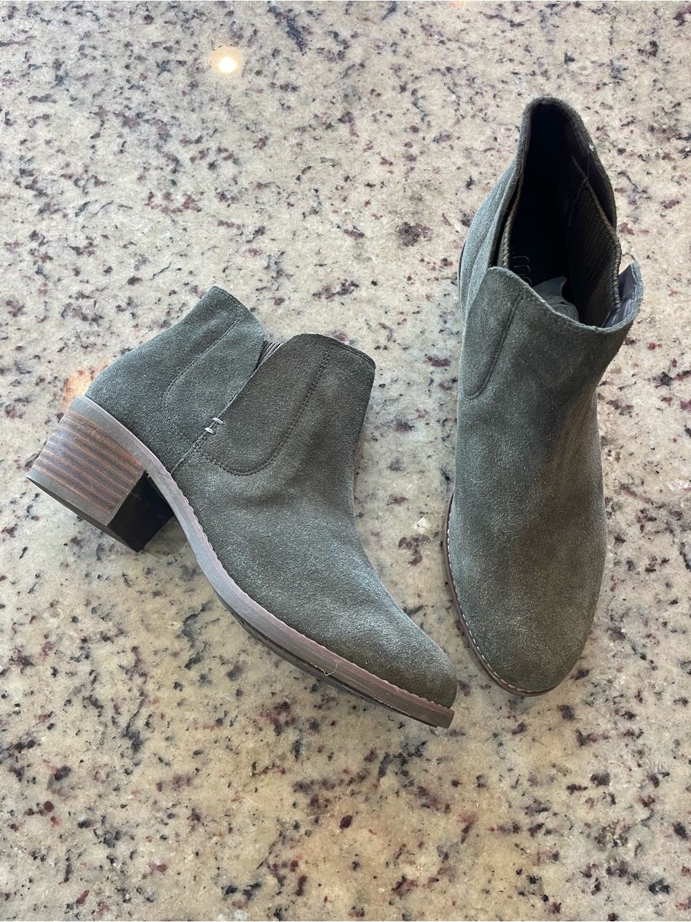 New Women's Suede Ankle Booties in Olive Green 8.5